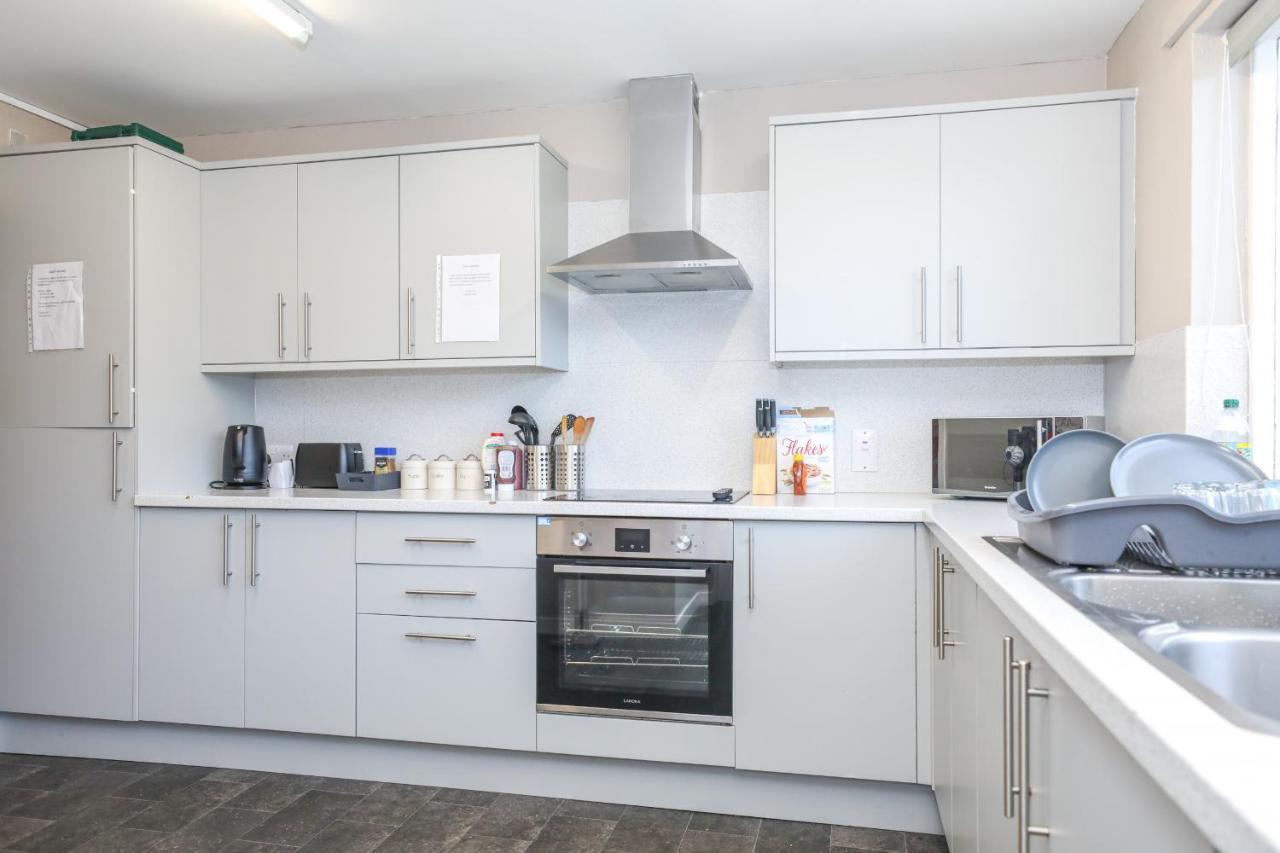 Modern Guest House - Central Inverness - Complimentary Snacks - Free Parking Esterno foto